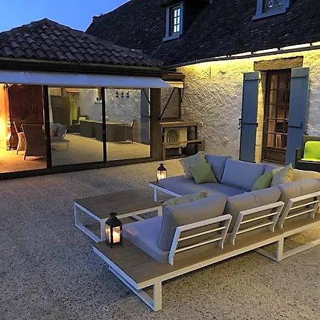 Dcv Summer Hotel Saint-Pierre-de-Chignac
